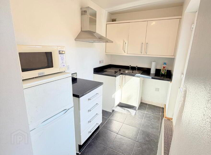 45 York Park, Belfast, BT15 3QU