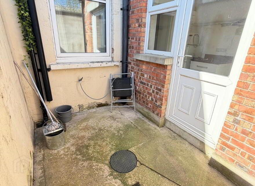 45 York Park, Belfast, BT15 3QU