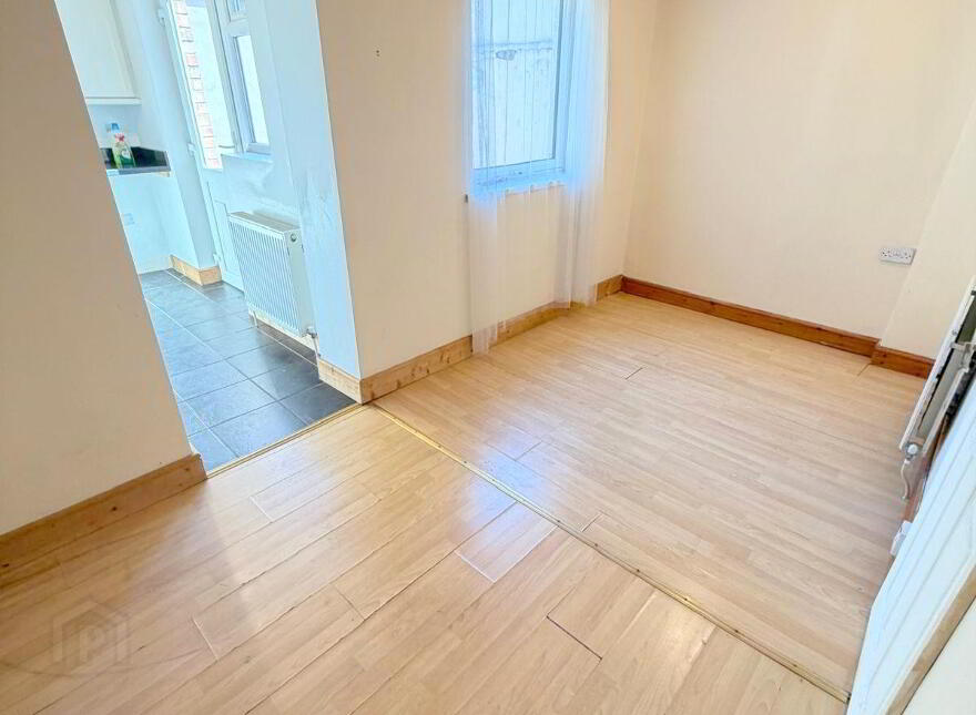 45 York Park, Belfast, BT15 3QU