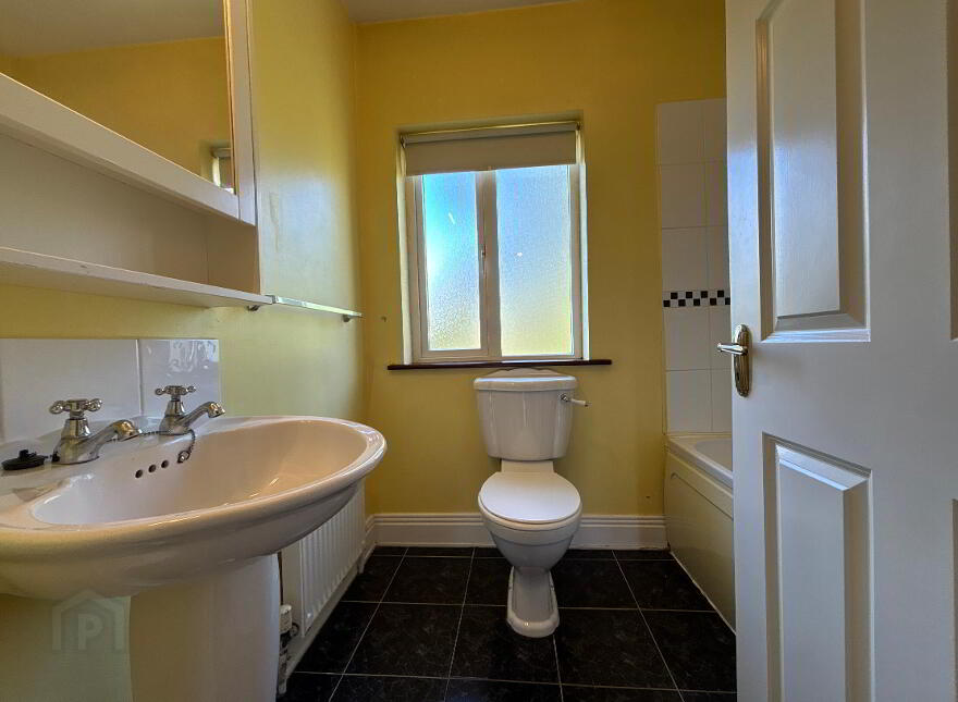 14 Westwood Grove, Western Road, Clonmel, E91R6P7