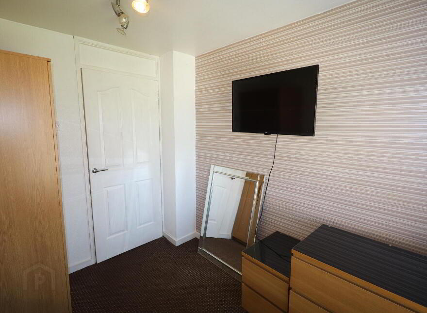 17 O'Neill Road, Newtownabbey, BT36 6BZ