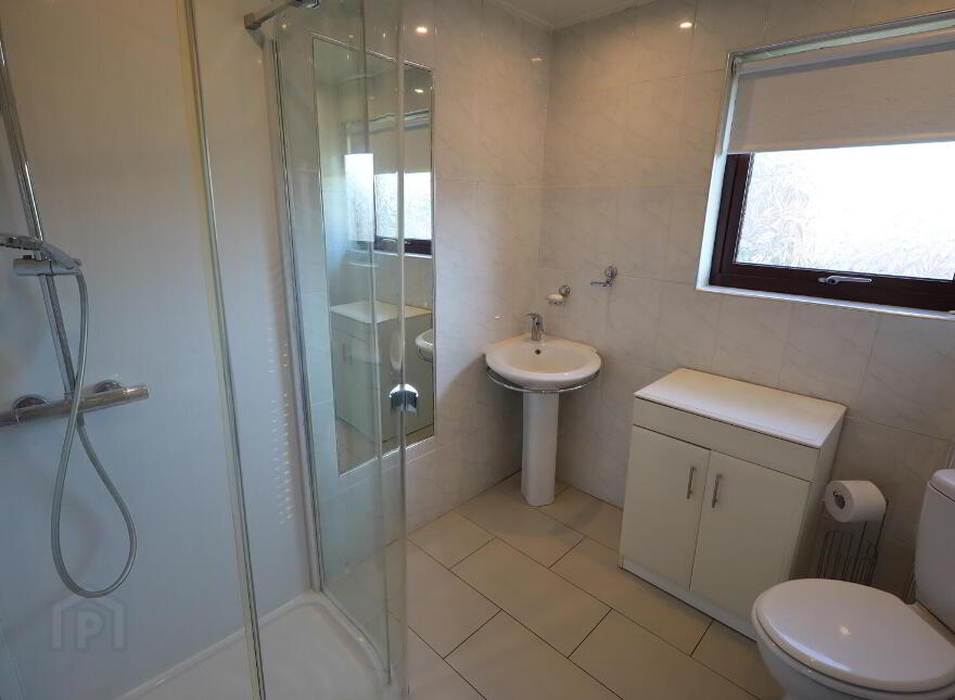 17 O'Neill Road, Newtownabbey, BT36 6BZ