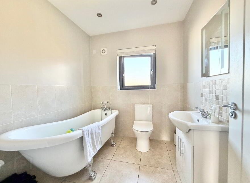 32 Highfield Drive, Omagh, BT79 7WN