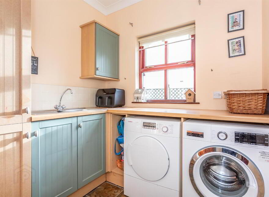 4 Castleburn, Antrim, BT41 4NQ