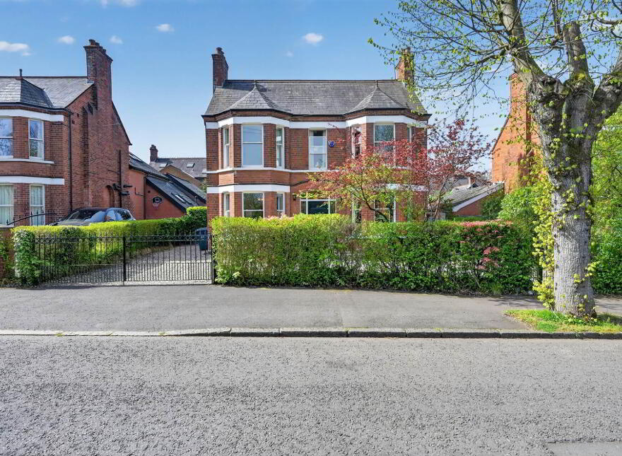25 Cranmore Avenue, Belfast, BT9 6JH