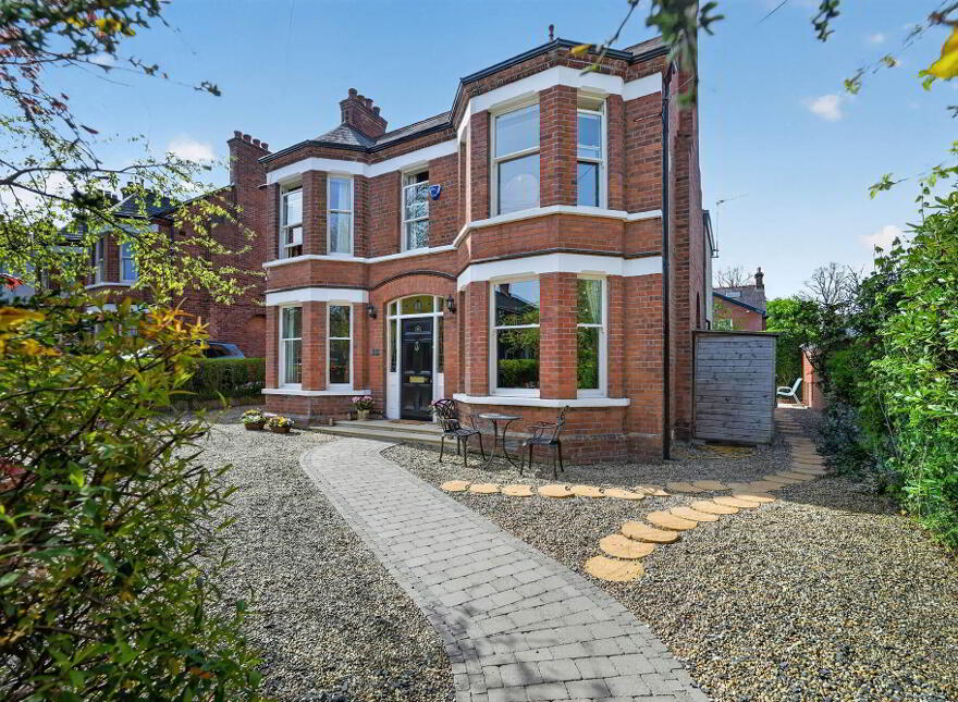 25 Cranmore Avenue, Belfast, BT9 6JH