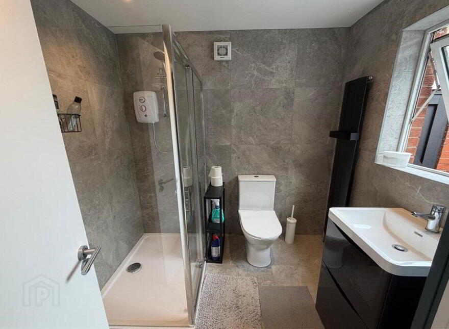 131 Melrose Street, Belfast, BT9 7DP