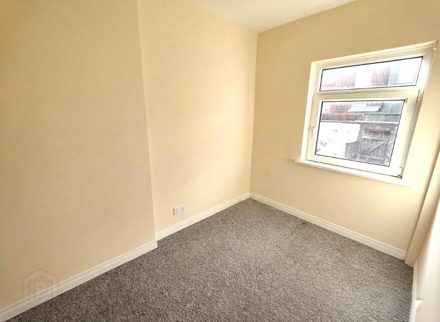 12 Glenside Parade, Belfast, BT14 8AH