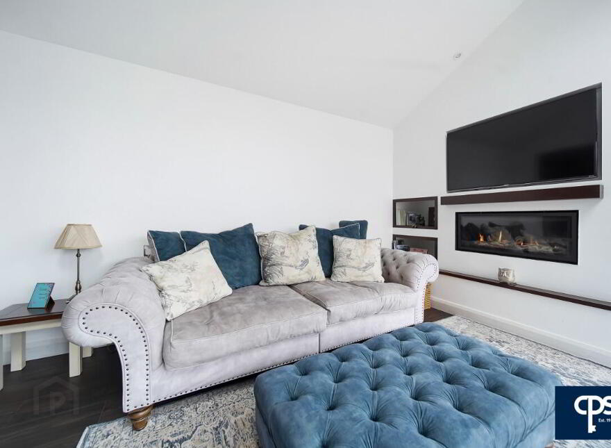 6 Loughview Close, Omagh, BT79 7FY