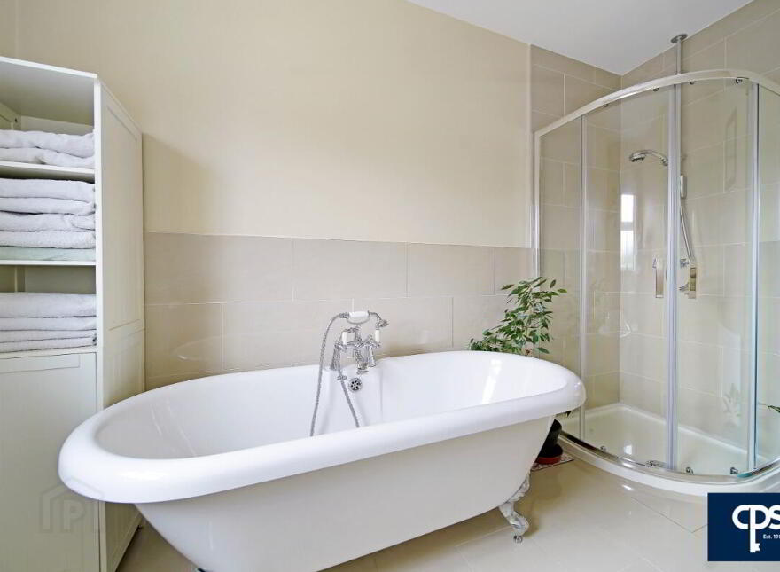 6 Loughview Close, Omagh, BT79 7FY