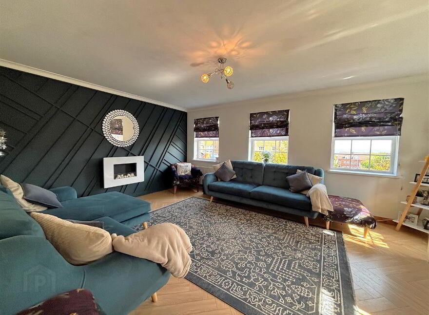 2 Loughview Green, Belfast, BT14 8QH