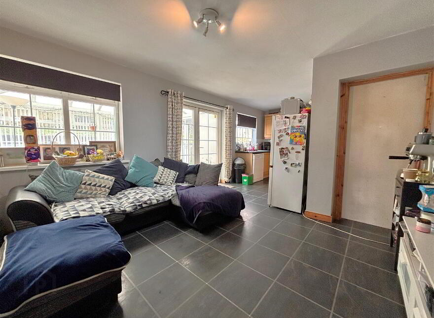 2 Loughview Green, Belfast, BT14 8QH