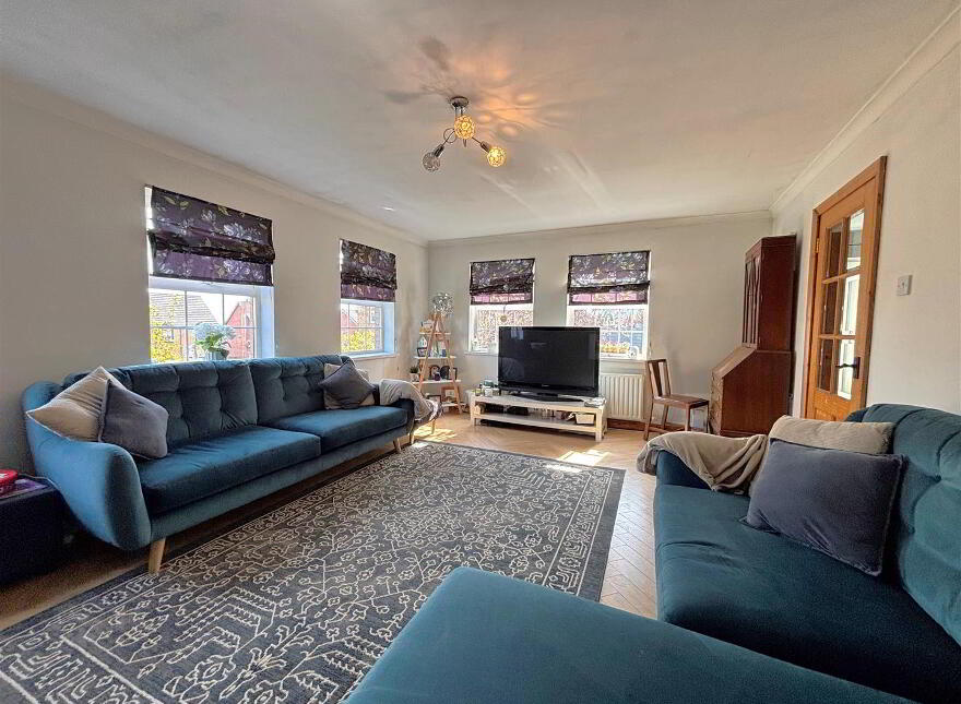 2 Loughview Green, Belfast, BT14 8QH