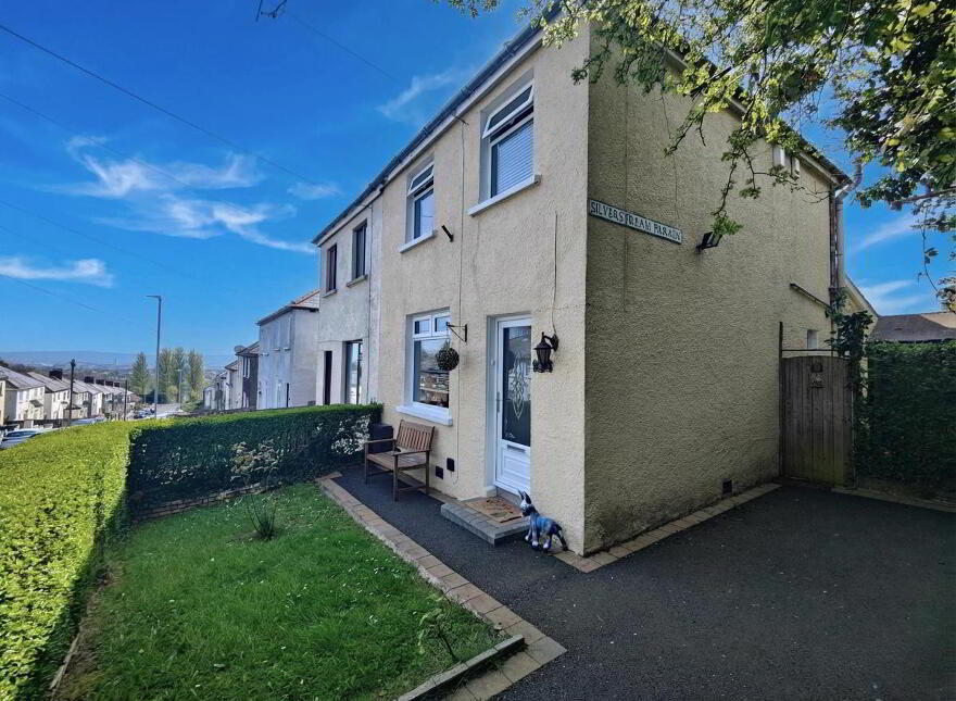 44 Silverstream Gardens, Belfast, BT14 8GS