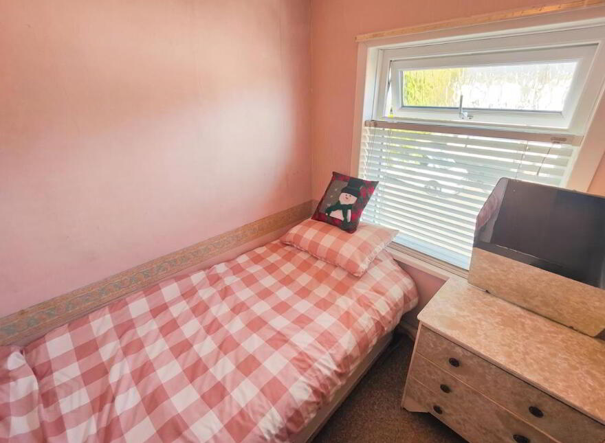 44 Silverstream Gardens, Belfast, BT14 8GS