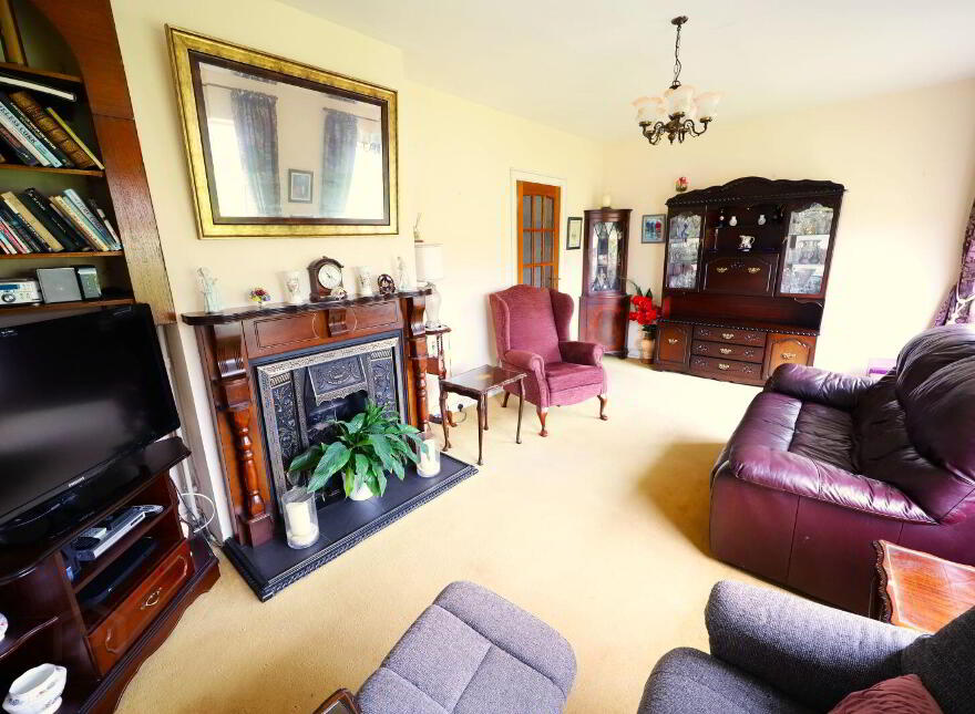 15 Hillcrest, Kilmoney Road Upper, Carrigaline, P43YY66