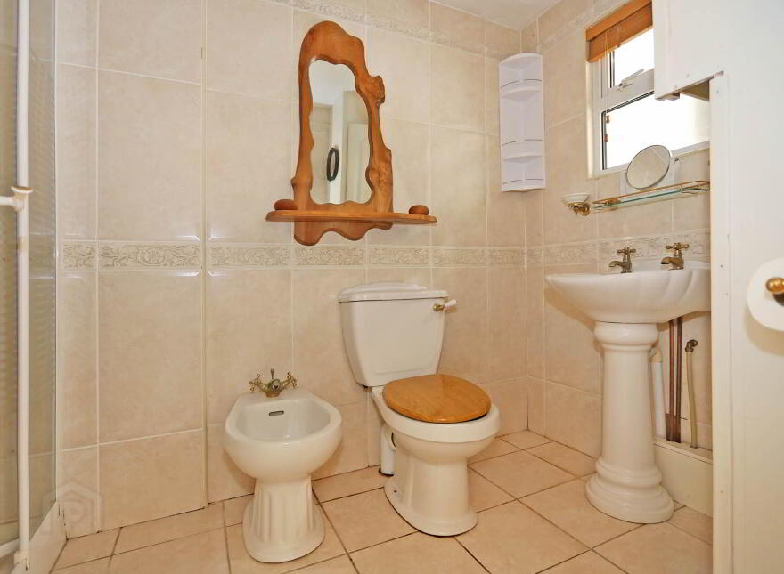 3 Saint James Court, Ennis Road, V940H28