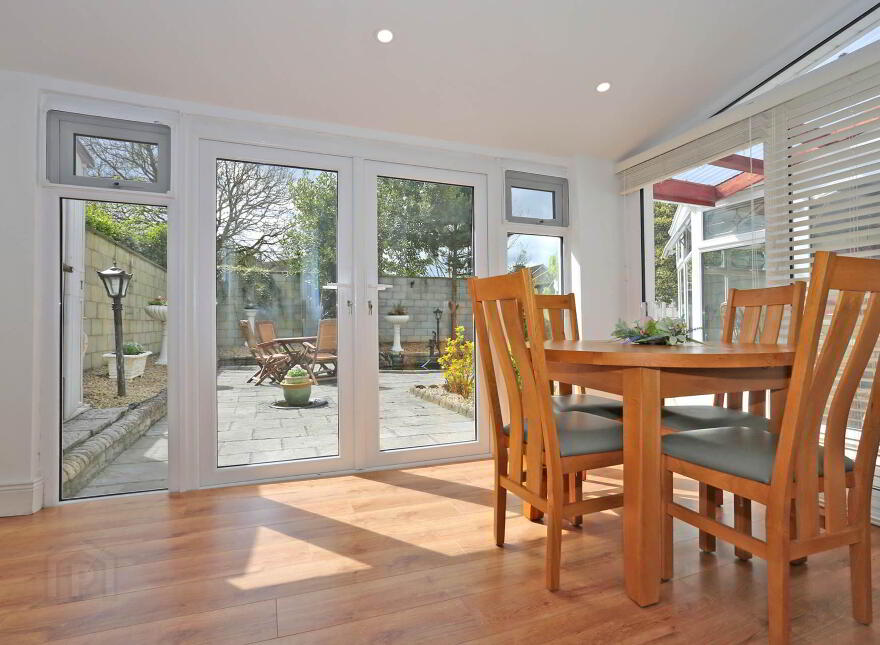 3 Saint James Court, Ennis Road, V940H28