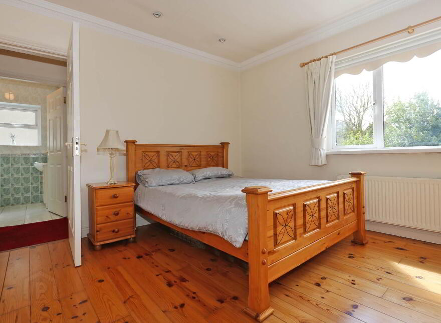 3 Saint James Court, Ennis Road, V940H28