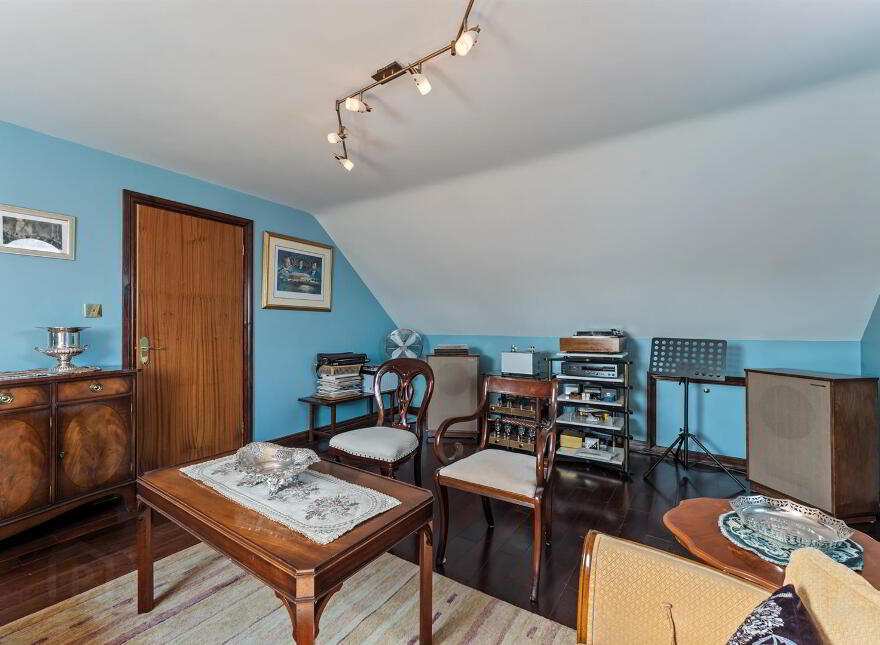 4 Meadow Drive, Ballyclare, BT39 9XF