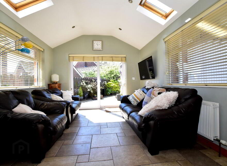 31 Wellington Park Avenue, Maghaberry, BT67 0UG