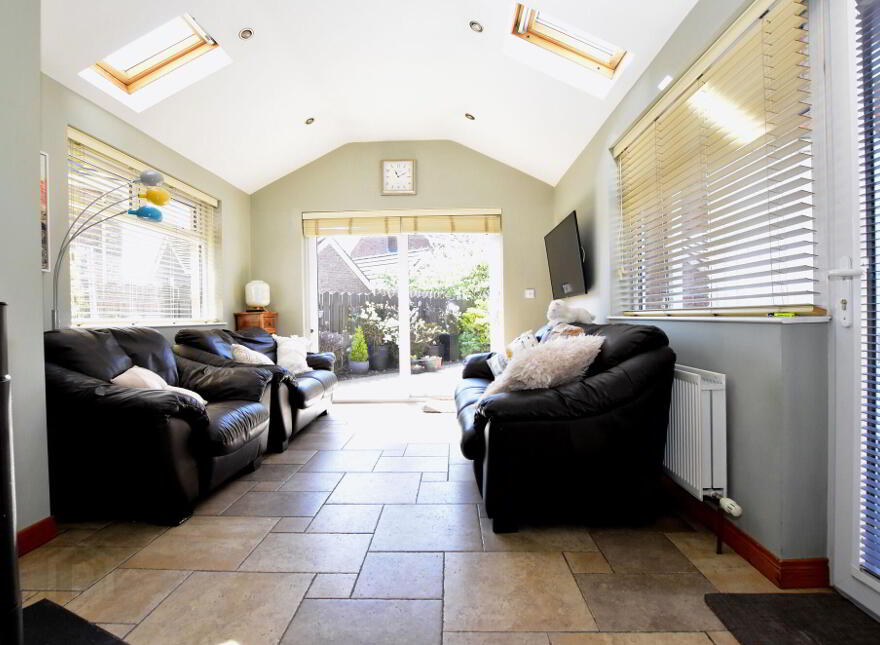 31 Wellington Park Avenue, Maghaberry, BT67 0UG