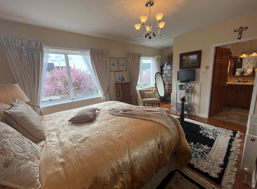 9 The Spires, Ballina, F26P6P5