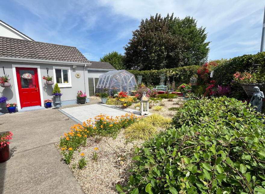 9 The Spires, Ballina, F26P6P5