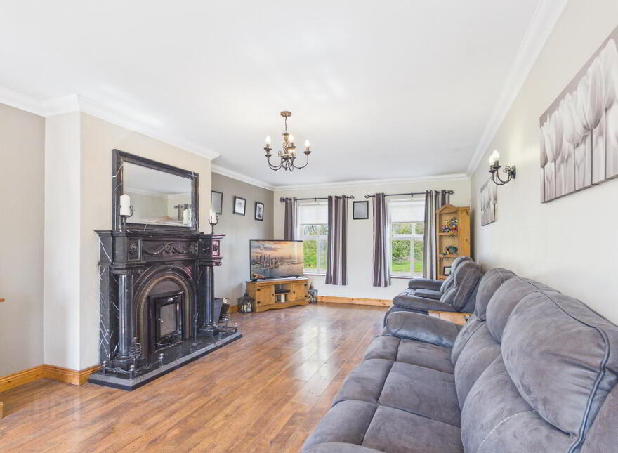 Newtown, Littleton, E41R2N2