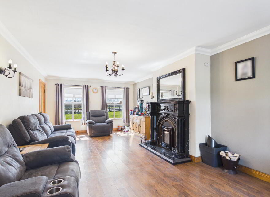 Newtown, Littleton, E41R2N2
