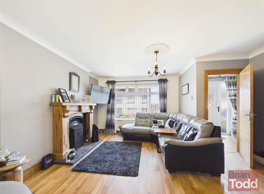 Parkmount Gardens, Larne, BT40 1QN
