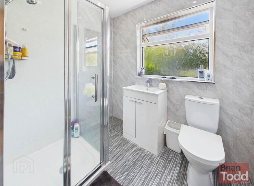 Parkmount Gardens, Larne, BT40 1QN