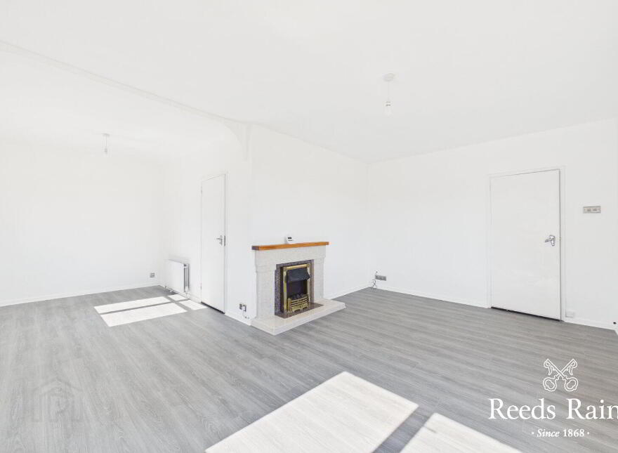 7 Raw Brae Road, Whitehead, Carrickfergus, BT38 9TE