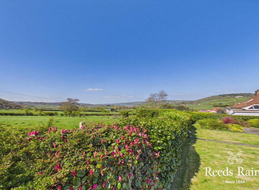 7 Raw Brae Road, Whitehead, Carrickfergus, BT38 9TE
