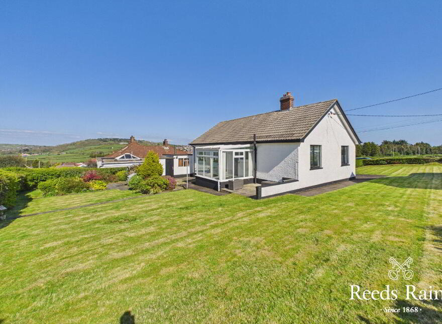 7 Raw Brae Road, Whitehead, Carrickfergus, BT38 9TE