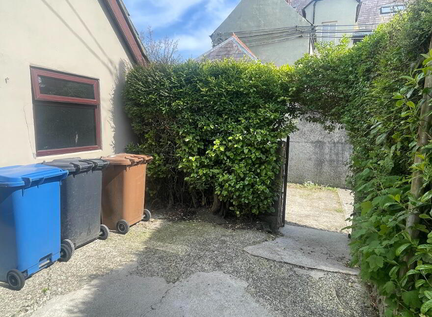 2 Manse Road, Kilkeel, BT34 4BN