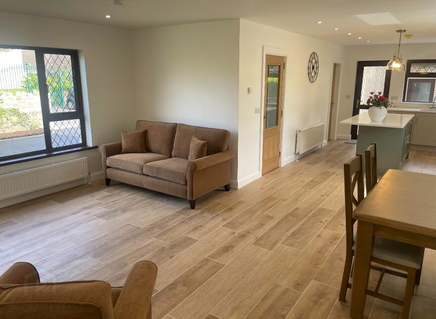 2 Manse Road, Kilkeel, BT34 4BN
