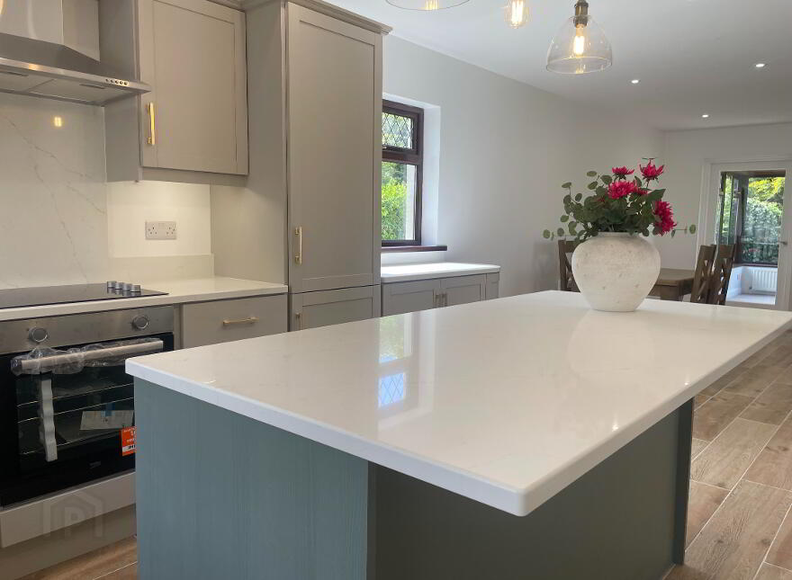 2 Manse Road, Kilkeel, BT34 4BN
