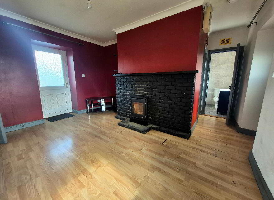 Grove House, Lisbrock, Kiltoom, Athlone, N37P6X5