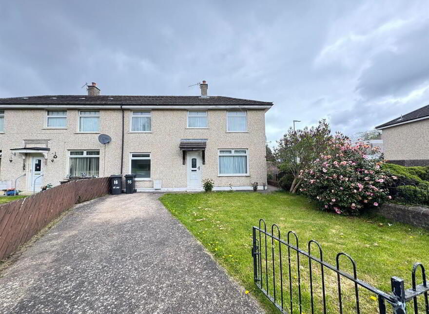 16 Rathdrum Park, Rathcoole, Newtownabbey, BT37 9PE