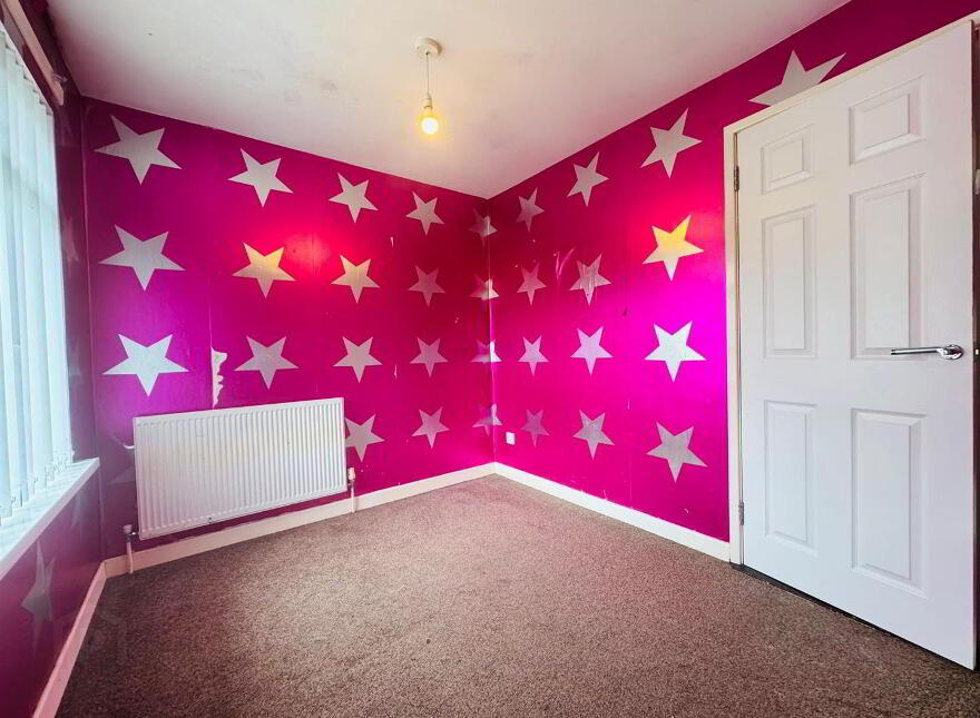 16 Rathdrum Park, Rathcoole, Newtownabbey, BT37 9PE