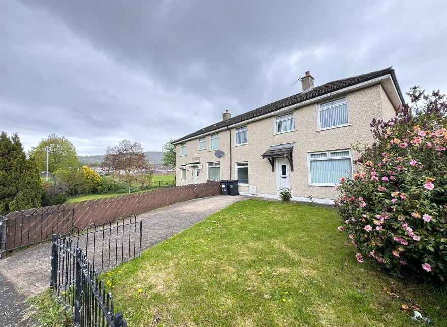 16 Rathdrum Park, Rathcoole, Newtownabbey, BT37 9PE