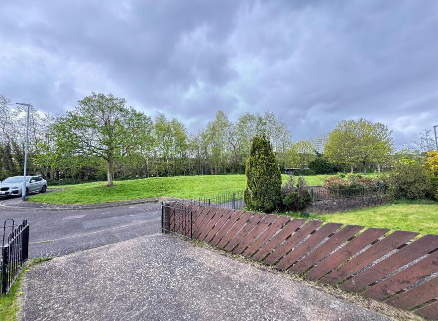 16 Rathdrum Park, Rathcoole, Newtownabbey, BT37 9PE