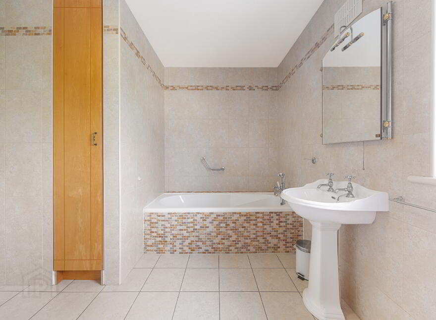 Castle  Lawn, Clogrennane, Carlow, R93V2F8