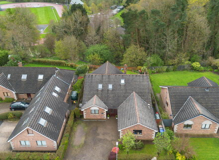 21 Old Coach Avenue, Upper Malone Road, Belfast, BT9 5PY