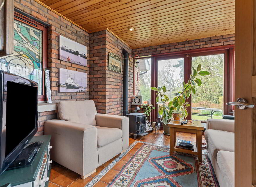 21 Old Coach Avenue, Upper Malone Road, Belfast, BT9 5PY