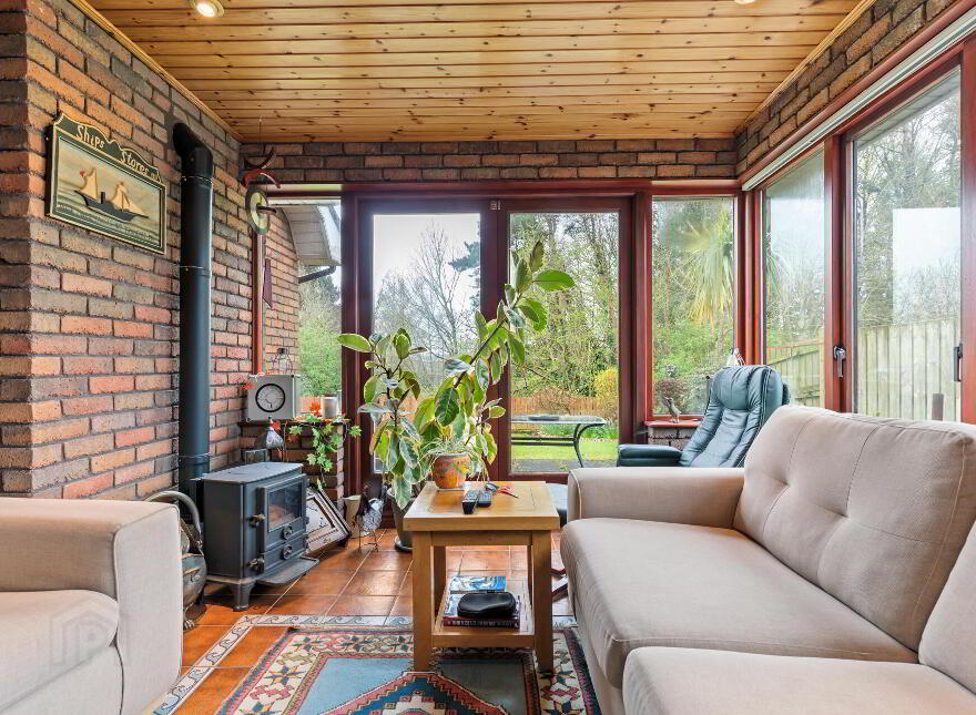 21 Old Coach Avenue, Upper Malone Road, Belfast, BT9 5PY