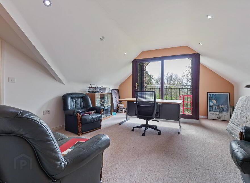 21 Old Coach Avenue, Upper Malone Road, Belfast, BT9 5PY