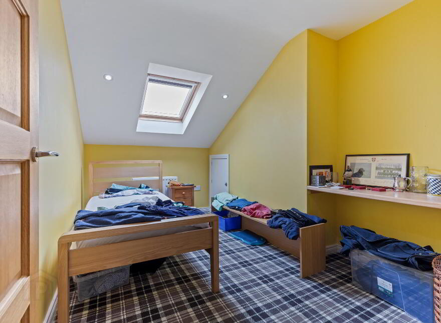 21 Old Coach Avenue, Upper Malone Road, Belfast, BT9 5PY