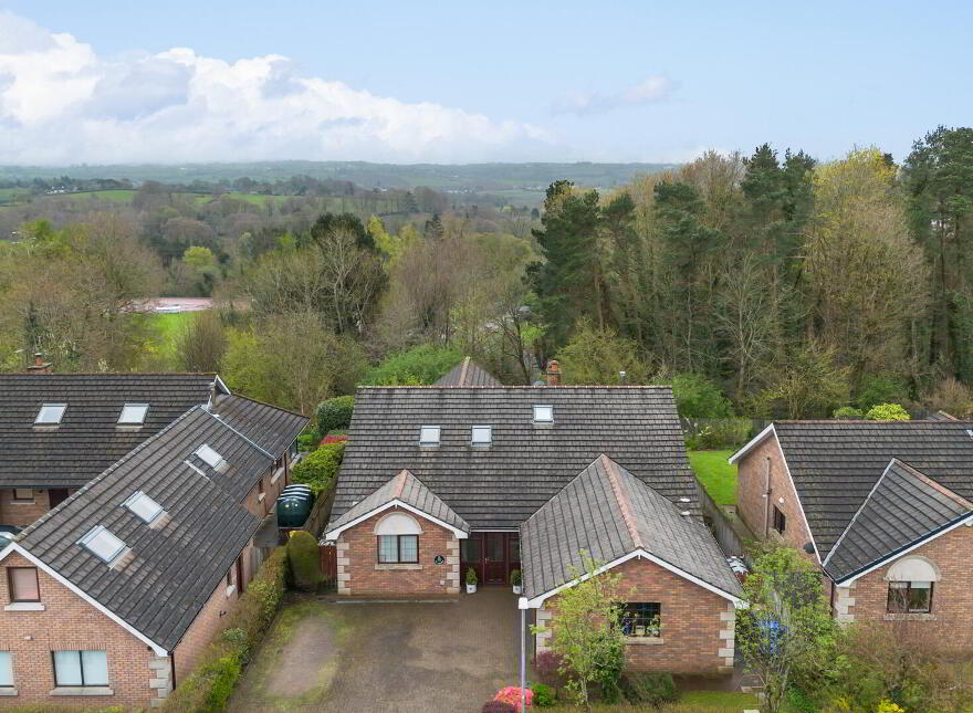 21 Old Coach Avenue, Upper Malone Road, Belfast, BT9 5PY